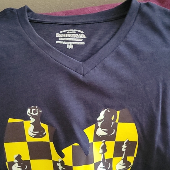 2 Custom wutang shirt L/g like New shrt sleeve - Picture 4 of 5